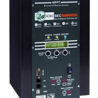   DOMINATOR MPPT 200/100 -     -   